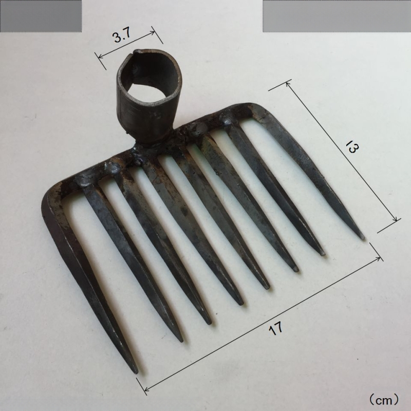 Χειροποίητη σφυρηλατημένη κεφαλή τεσσάρων δοντιών για κήπο και φάρμα, σιδερένιο