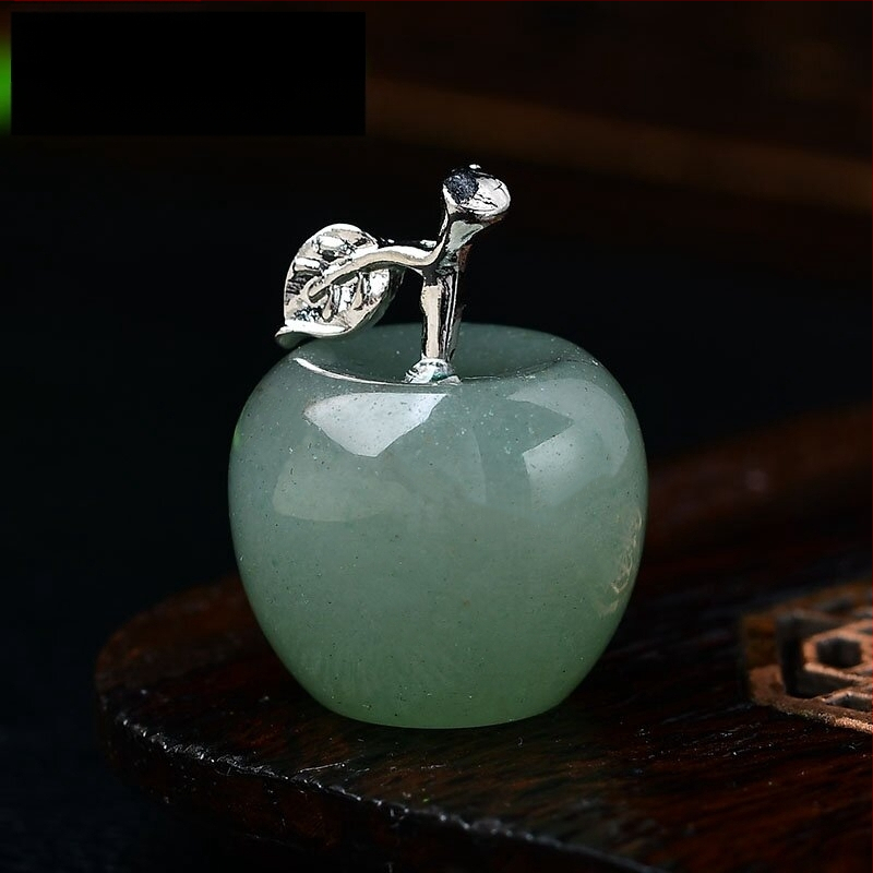 Krištolo obuolio formos akmens dekoracija su plokščią deimantinę bazę, itin plonas stilius, grandininis raštas