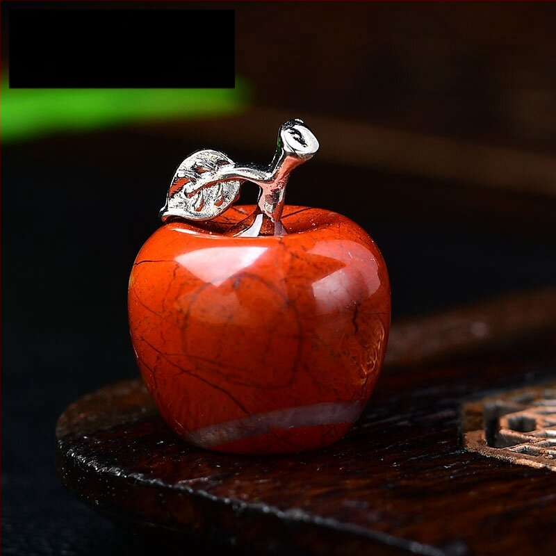 Krištolo obuolio formos akmens dekoracija su plokščią deimantinę bazę, itin plonas stilius, grandininis raštas