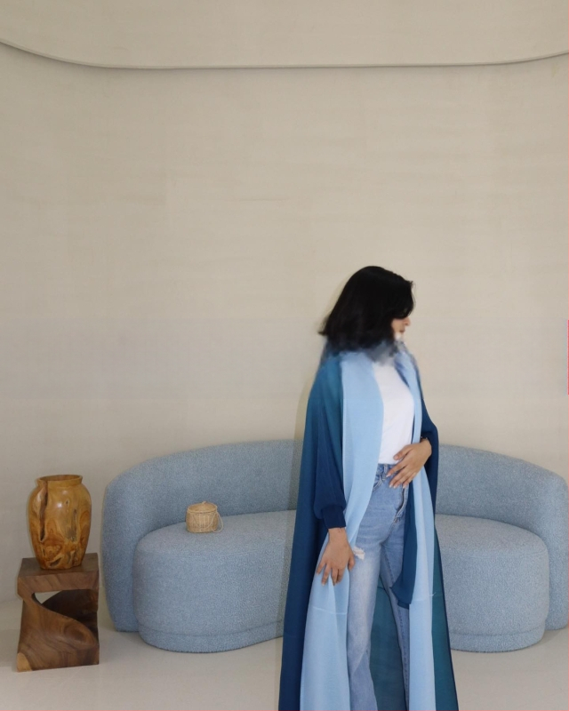 Plisuota moterų abaja su spausdintu raštu, laisvas kirpimas, ilgas rankovės, ilgas ilgis, poliesteris