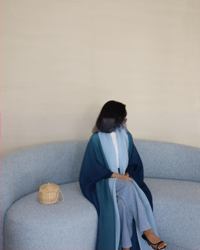 Plisuota moterų abaja su spausdintu raštu, laisvas kirpimas, ilgas rankovės, ilgas ilgis, poliesteris