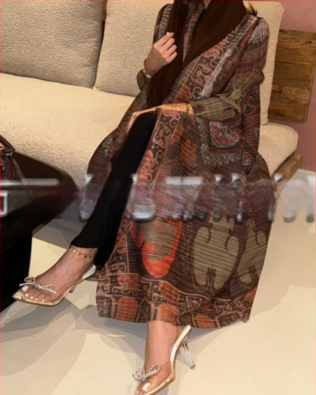 Plisuota moterų abaja su spausdintu raštu, laisvas kirpimas, ilgas rankovės, ilgas ilgis, poliesteris