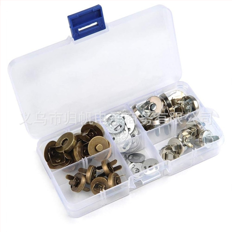 Magnėtinė sagtis krepšiams — magnetinis mechanizmas, konstrukcija: magnetinė sagtis, taikymas: kuprinės, krepšiai, užuolaidos, rankdarbiai, drabužiai, odiniai gaminiai. Prekės ženklas: Return to Sail.