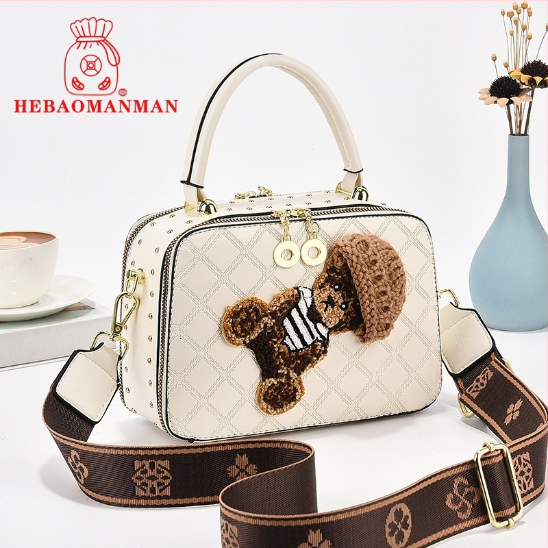 Дамска чанта през рамо PVC, малка квадратна чанта с цип и подплата от памук, Пролет 2024