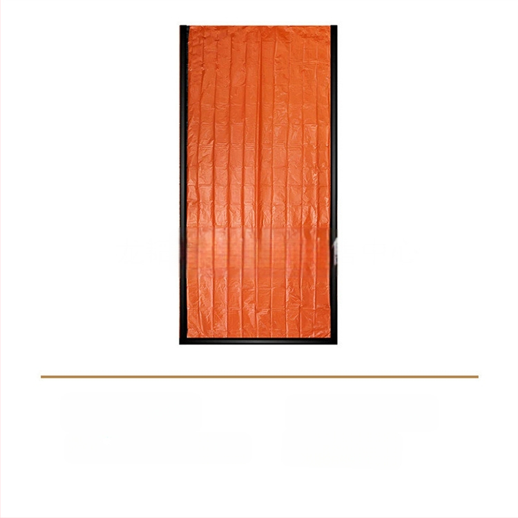 Longxuan Спешен спален чувал за къмпинг – Топъл спален чувал с PE алуминиево фолио | Модел: Warm sleeping bag | Материал: PE алуминиево фолио | Област на приложение: къмпинг