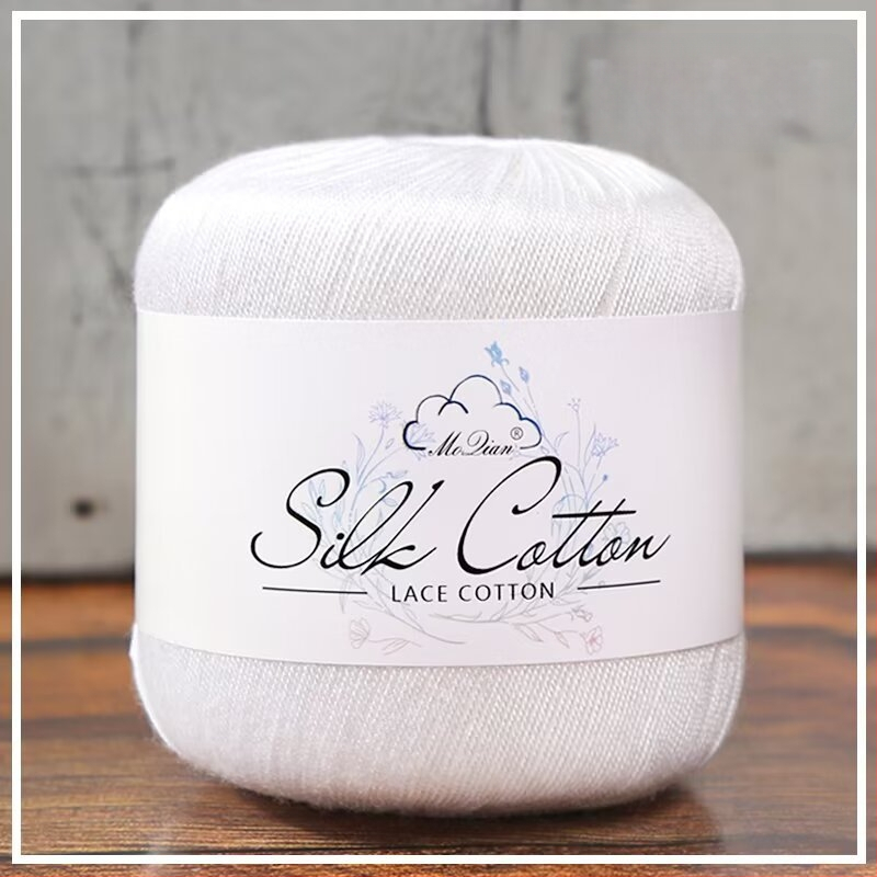 Dadi siūlai rankdarbiams — worsted, grupinis siūlas, šukuotas