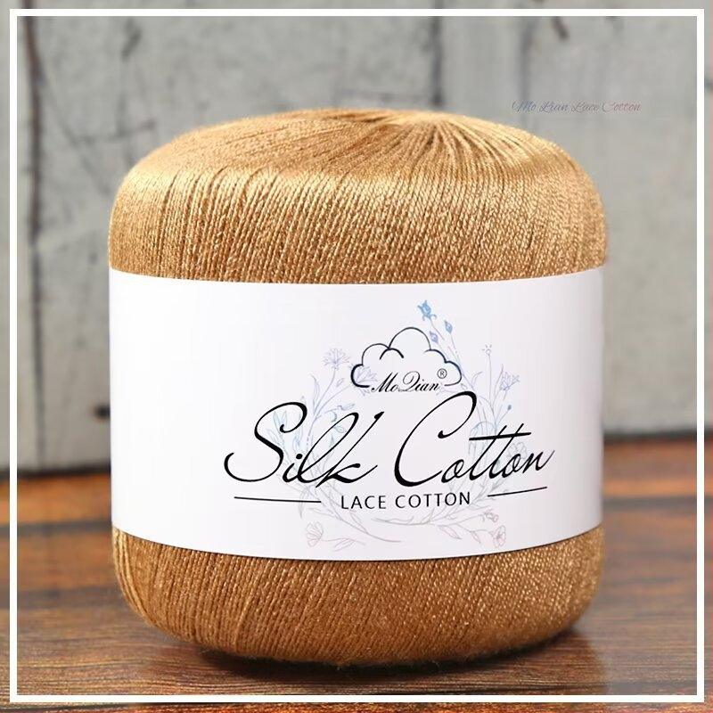 Dadi siūlai rankdarbiams — worsted, grupinis siūlas, šukuotas