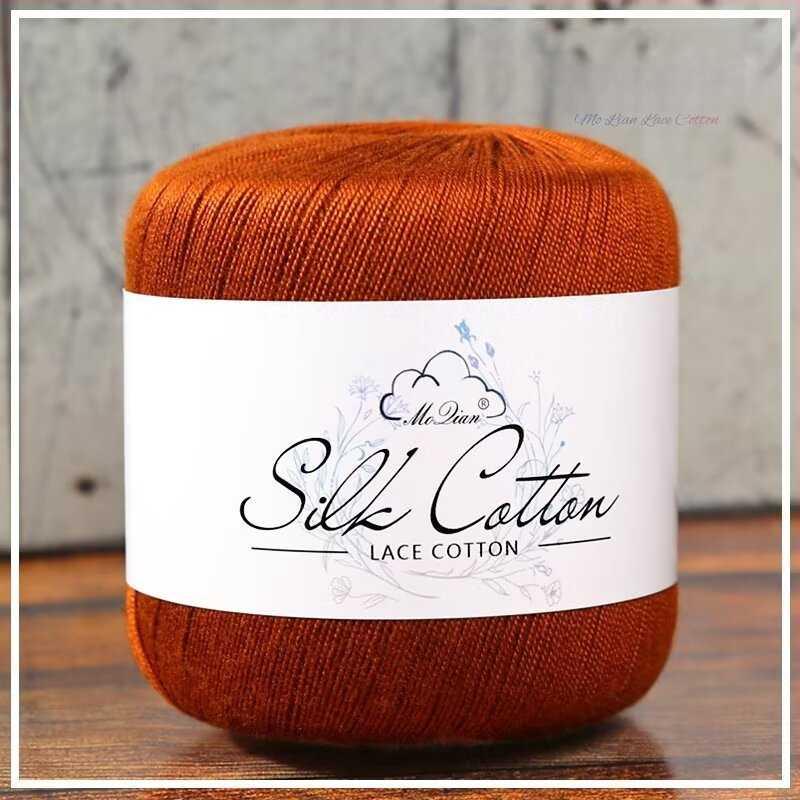 Dadi siūlai rankdarbiams — worsted, grupinis siūlas, šukuotas