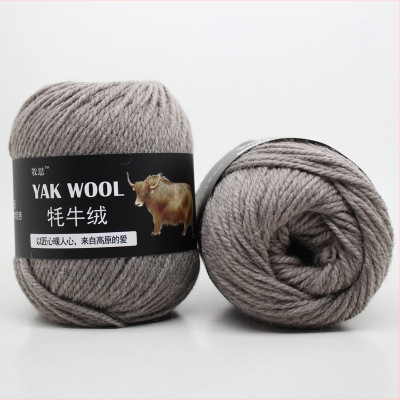 Yak velvet 3-siūlų vilnos siūlai rankdarbiams mezgimui ir mezgimui su mezgikliu, worsted spun, ritinėliuose
