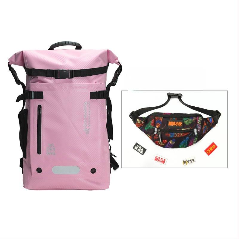 30L vandeniui atspari kuprinė iš anglies pluošto, su sausai–drėgnai atskyrimu ir keliomis kišenėmis