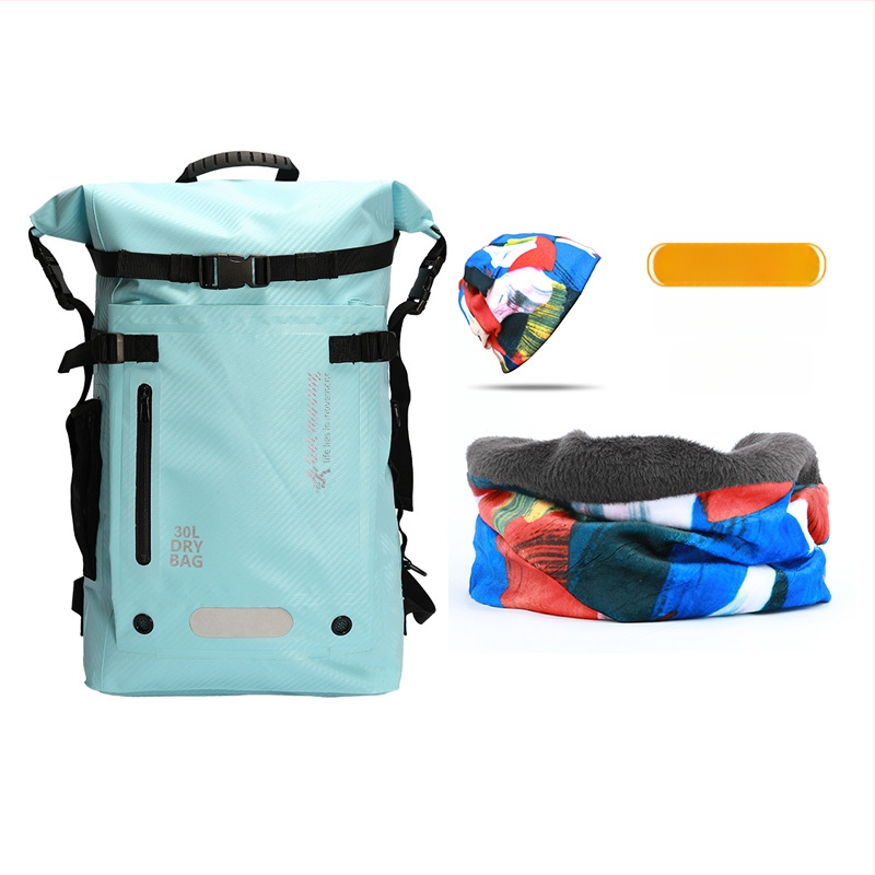 30L vandeniui atspari kuprinė iš anglies pluošto, su sausai–drėgnai atskyrimu ir keliomis kišenėmis