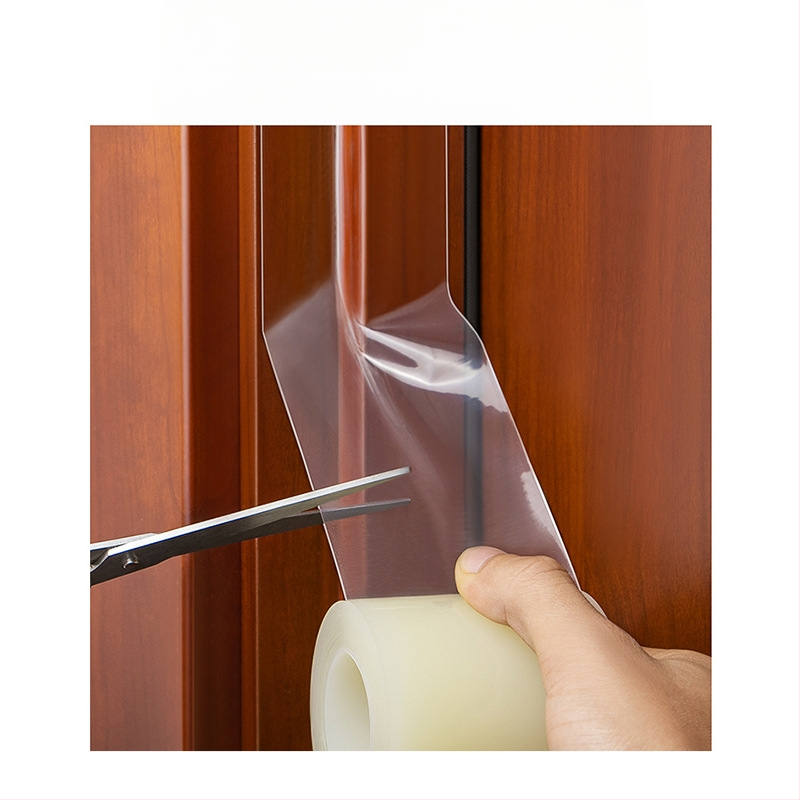 Langų sandarinimo juosta – be klijų likučių, atspari vėjui ir vandeniui, užpildo spragas tarp stiklo durų ir langų; žiemai šiluminė apsauga.