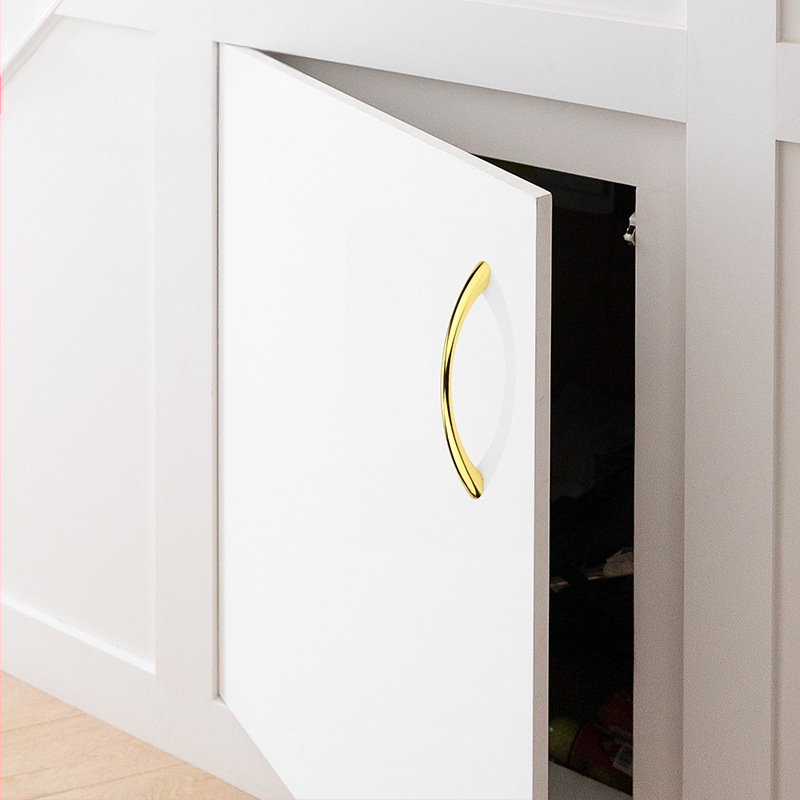 Spintelės ir stalčiaus rankena – cinko lydinys, elektroplatingas paviršius, Modelis 211, atspari dilimui ir korozijai