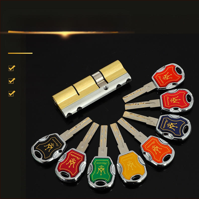 Κυλινδρικός μηχανισμός κλειδώματος για θύρες ασφαλείας με περίβλημα από χαλκό, πυρήνα από χαλκό και κλειδί από χαλκό