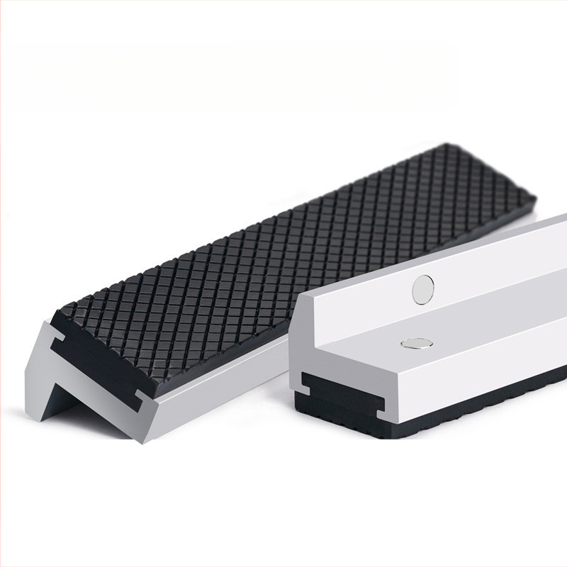 Защитен капак за челюстите на винтов държач с нейлонова и магнитна защита, гумен корпус (Марка: Xinxiang; Материал: алуминиева литье; Тип: защита за челюсти на винтов държач)