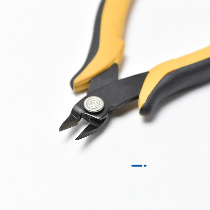 Клещи за ремонт на мобилни телефони, модел TR-25, стомана 65Mn, челюсти с дебелина 2,5 мм