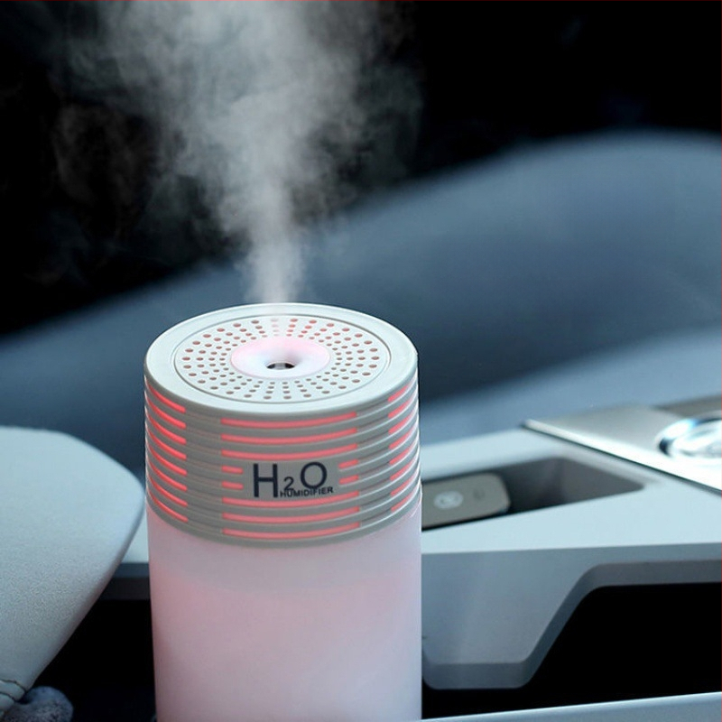 Automobilinis drėkintuvas su aromatizatoriumi ir oro valytuvu, plastikinis korpusas, USB 5V, 2–5W