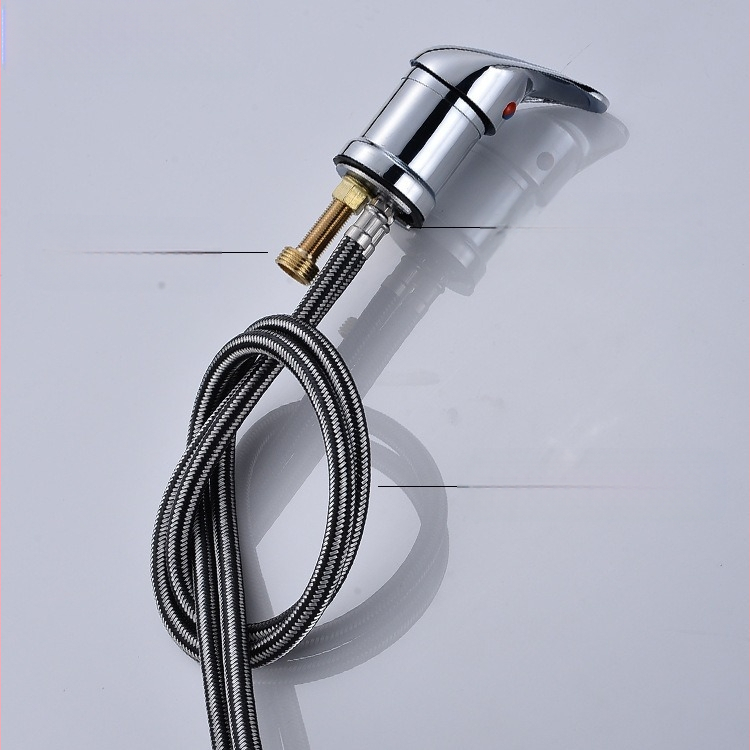 Sampont mosó csap meleg/hideg keverő szeleppel és nyomás alatti zuhanyfejjel | anyag: cinkötvözet | FCC tanúsítvány | kimenet: 6 | funkciók: keverés, késleltetés, húzás