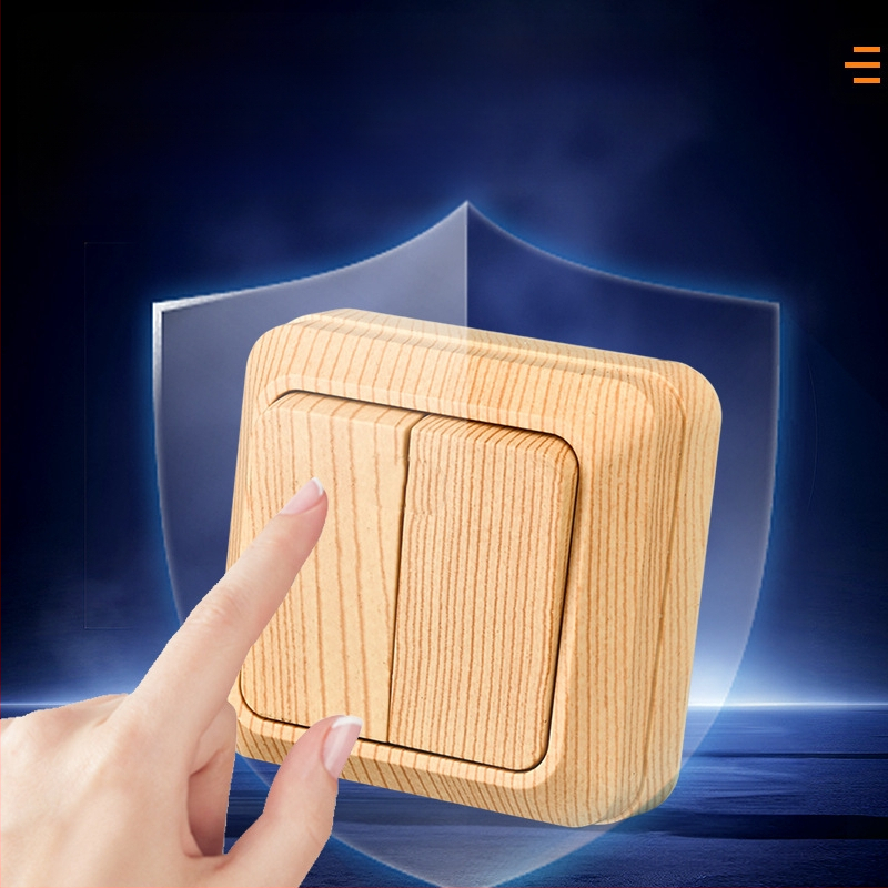 Стенен контакт с ключ, Европейски стандарт, 10A, 100–250V, месингов корпус, CE