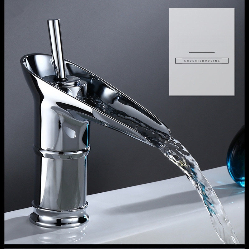 Varinis praustuvo čiaupas su keraminių disko vožtuvu, kilnojimo valdymas, karštas ir šaltas vanduo, montavimas sėdint, įvadas/išvestis M10, antikinis paviršius