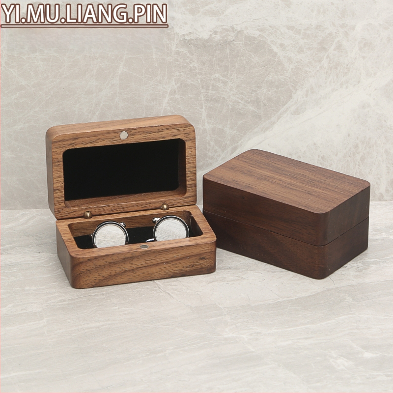 Vīriešu mandzetes kastes no ozolkoka masīva, frančiska stila, ar dubultu nodalījumu, magnētisku vāka, juvelierizstrādājumu iepakojums