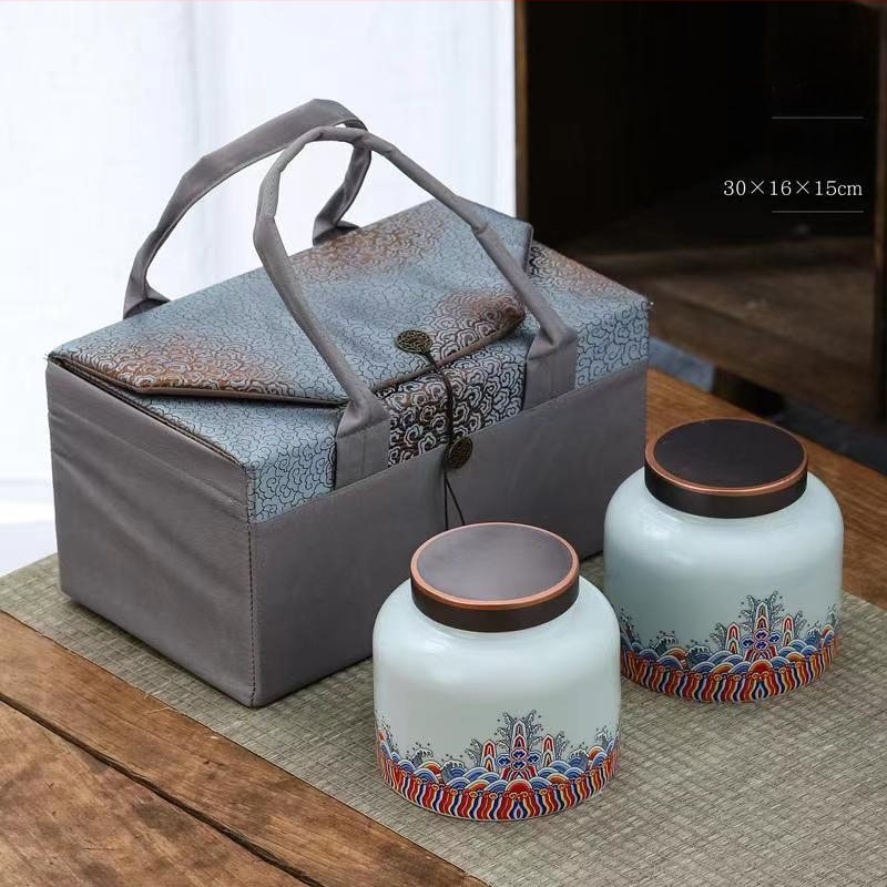 Keraaminiai arbatos skardinės dovaninėje dėžutėje, atsparios drėgmei, uždarytos, su įmonės logotipu spausdinta, 12 vnt