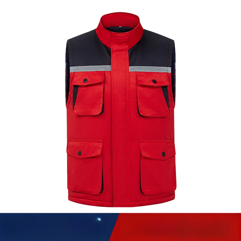 Žieminė storesnė medvilninė liemenė darbui, su stovinčiu apykakliliu, užtrauktuku, keliomis kišenėmis, tiesia apdaila