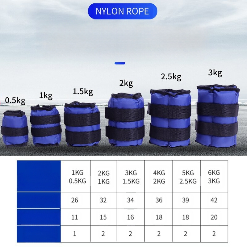 Helida leginsės su smėlio svoriais treniruotėms, reguliuojami čiurnos ir riešo svoriai