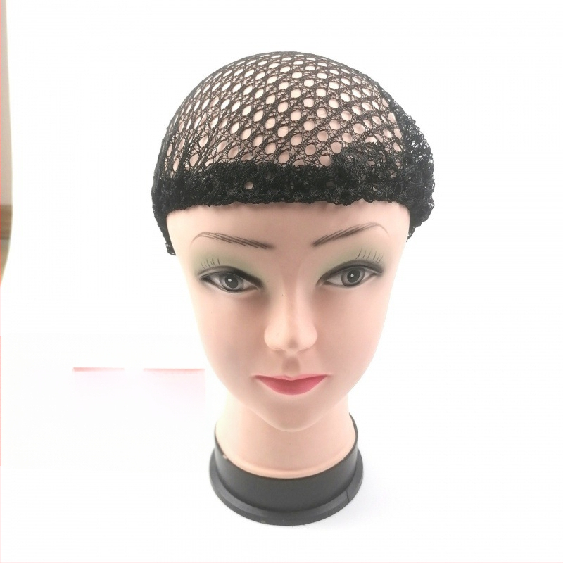 Vienkartinė plaukų tinklo skrybelė visai galvai, megzta tinklinė skrybėlė (medžiaga: audinys; procesas: mezgimas; skirta vyrams ir moterims; gamybos numeris: 003; pakuotė: masinė)