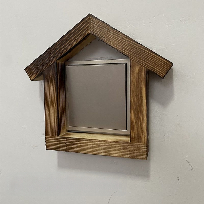 Medinis sieninis jungiklio dangtelis, Skandinavijos stilius, dekoratyvinė plokštė, 2023 metai