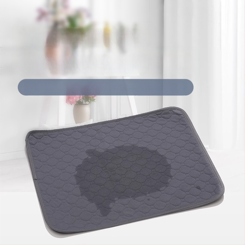 Šunims ir katėms skirtas šlapimo kilimėlis, daugkartinis, skalbiamas, atsparus vandeniui su priešslydžia paviršiumi (medžiagos: tinklinė medžiaga + medvilnė + vandeniui atsparus sluoksnis)