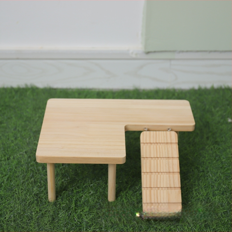 Koka divstāvu kāpšanas platforma hamsteriem un citiem maziem mājdzīvniekiem • Materiāls: koks • Zīmols: Huifa • Kategorija: Mājdzīvnieku piederumi