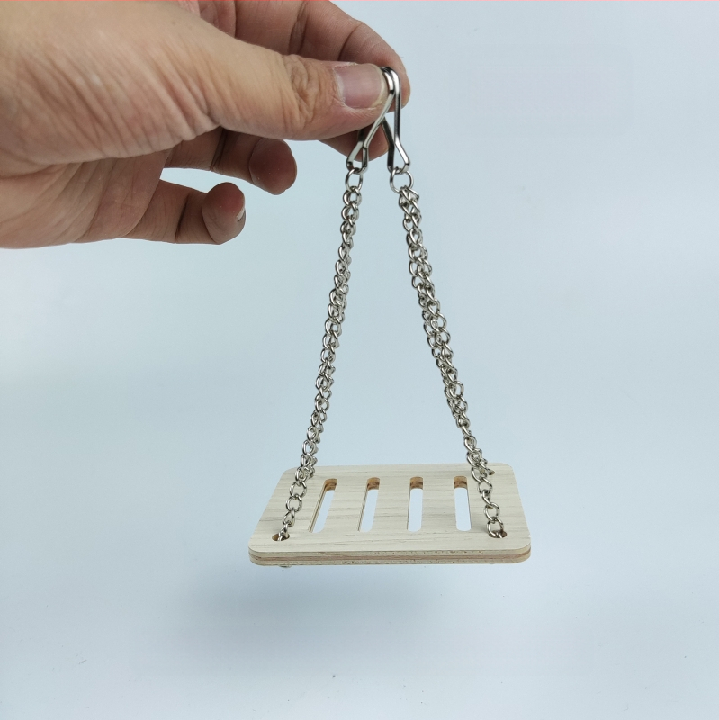 Дървена къщичка за хамстери — укритие за всички сезони