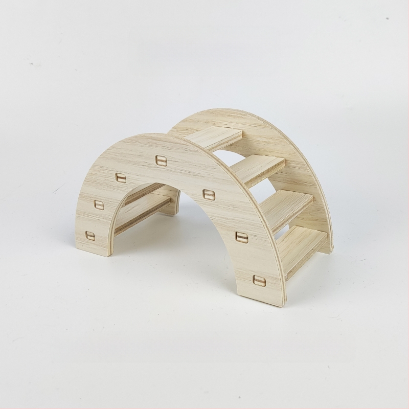 Дървена къщичка за хамстери — укритие за всички сезони