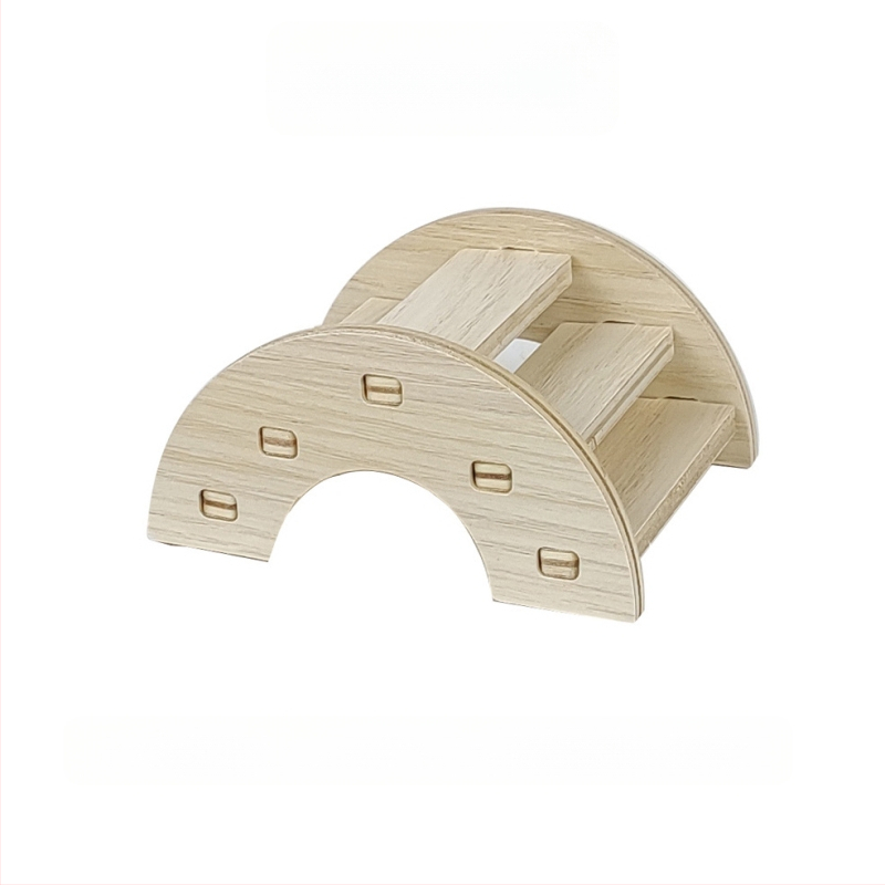 Дървена къщичка за хамстери — укритие за всички сезони