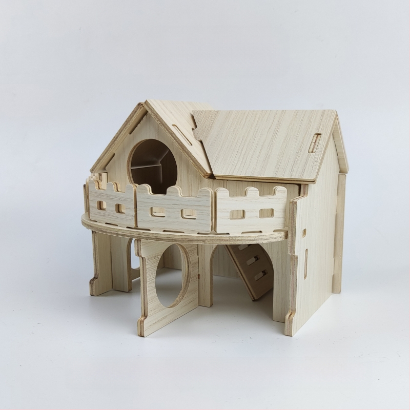 Дървена къщичка за хамстери — укритие за всички сезони