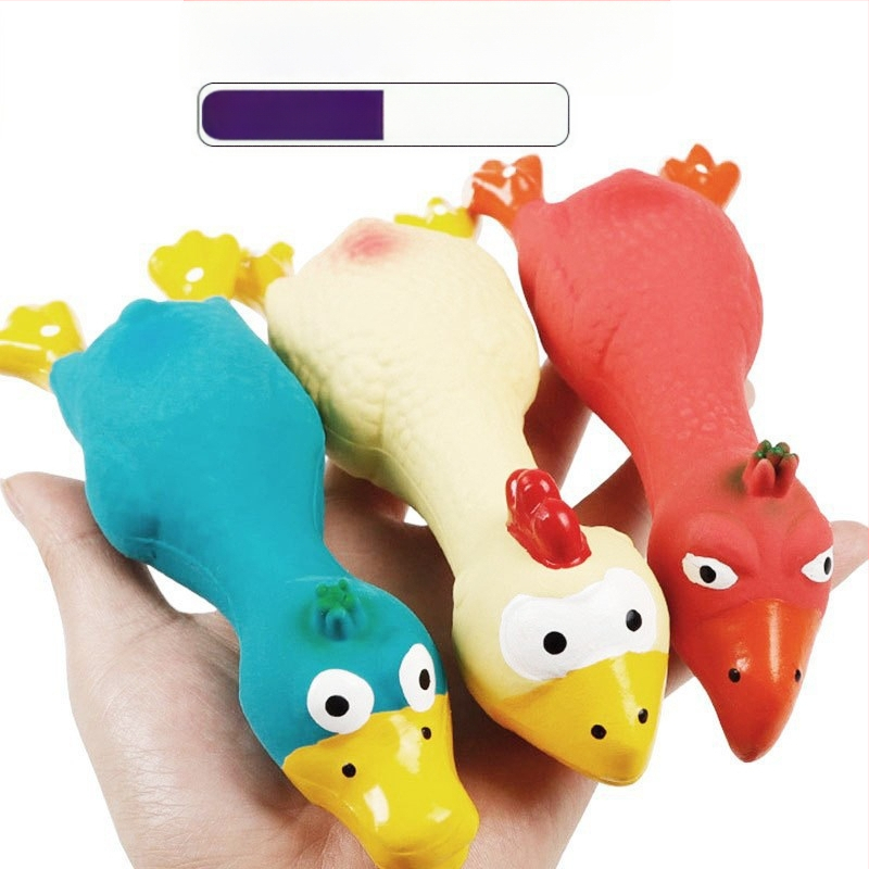 Дъвкалка за кучета – издръжлива играчка от телешка кожа за кученца и малки породи, топка и пръчка за дъвчене.