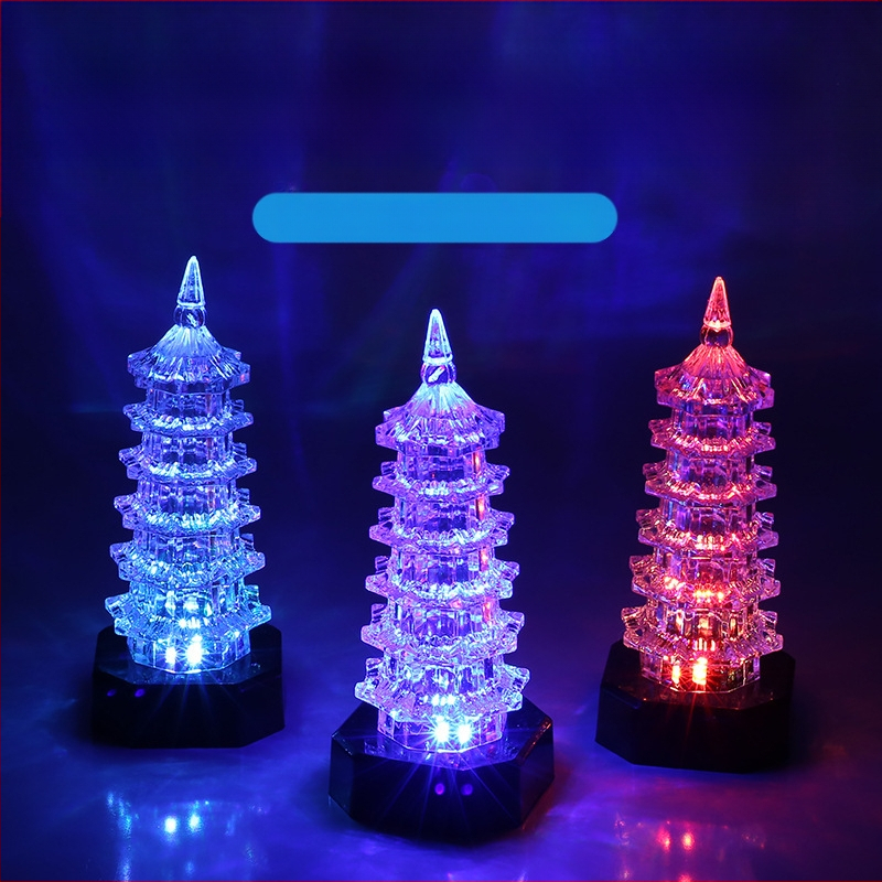 Turn cu pagodă acrilică LED luminos, construcție din plastic, destinat vârstelor 15–35 ani, ambalaj: cutie, categoria 3C: jucării peste 14 ani