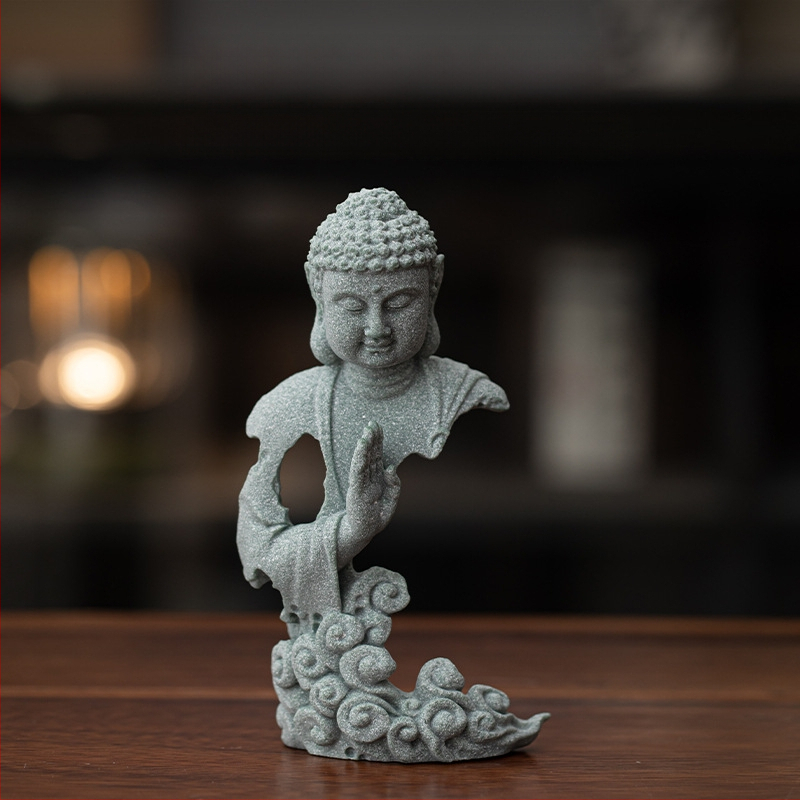 Smėlio akmens arbatos pet – Zen stiliaus, su Sun Wukongo ir Tathagatos figūromis, dekoratyvinis elementas svetainėje