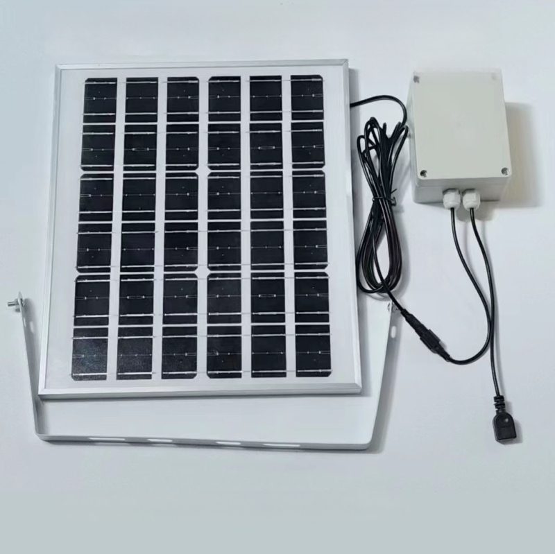 Слънчев панел за външно зареждане с двойни USB изходи, регулируем изход 5V/12V DC и захранване за съхранение на енергия