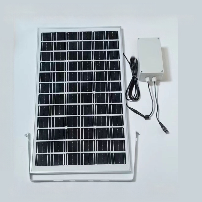 Слънчев панел за външно зареждане с двойни USB изходи, регулируем изход 5V/12V DC и захранване за съхранение на енергия