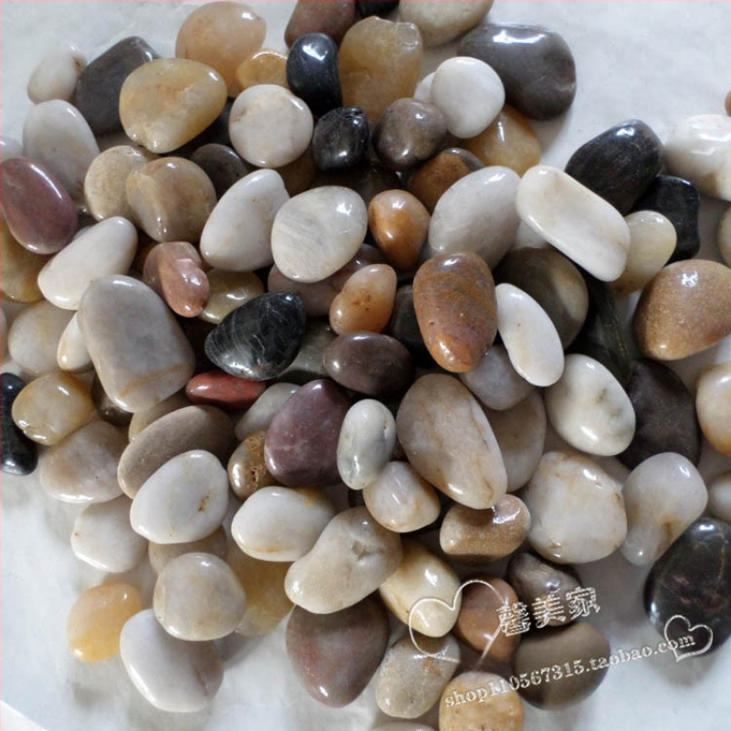 Pietre de decor pentru peisaj de acvariu: amestec din mărgele de sticlă, cristale, nisip de râu și pietriș (cutie 10 kg, 0,5 kg/buc., Brand Strong Merchants)