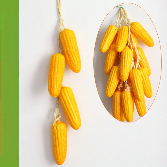 Vaisių ir daržovių vėrinė su kukurūzu, raudonąja paprika, česnaku ir dirbtiniais žemės riešutais – Kinų stiliaus dekoratyvinis aksesuaras namams ir restoranams (dovana bendraklasiams; Kalėdos; naujakuriams)