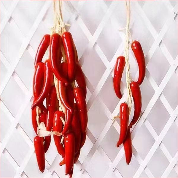 Vaisių ir daržovių vėrinė su kukurūzu, raudonąja paprika, česnaku ir dirbtiniais žemės riešutais – Kinų stiliaus dekoratyvinis aksesuaras namams ir restoranams (dovana bendraklasiams; Kalėdos; naujakuriams)