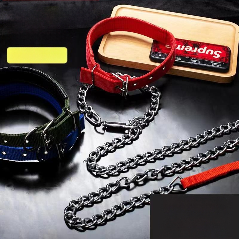 Кучешка каишка от желязна верига, устойчива на ухапвания, регулирана с автоматична катарама