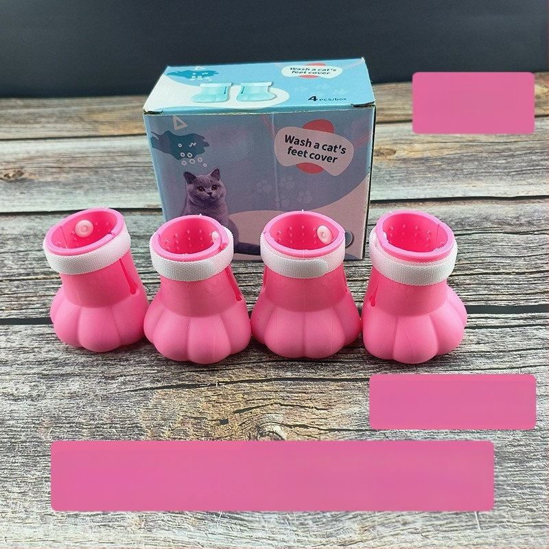 Katės kosminė skrybėlė su Elžbietos apykakle – prieš laižymą, monochrominis raštas, PET medžiaga, karikatūrinis stilius