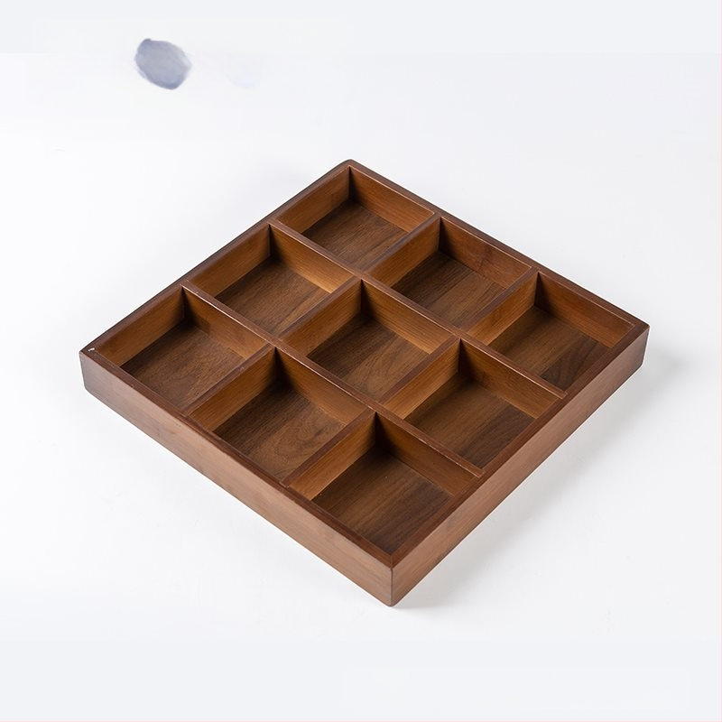 Bambukinis kvadratinis padėklas su devyniais skyreliais, medinė serviravimo plokštė džiovintiems vaisiams ir užkandžiams, kinų stilius