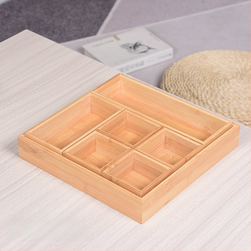 Bambukinis kvadratinis padėklas su devyniais skyreliais, medinė serviravimo plokštė džiovintiems vaisiams ir užkandžiams, kinų stilius