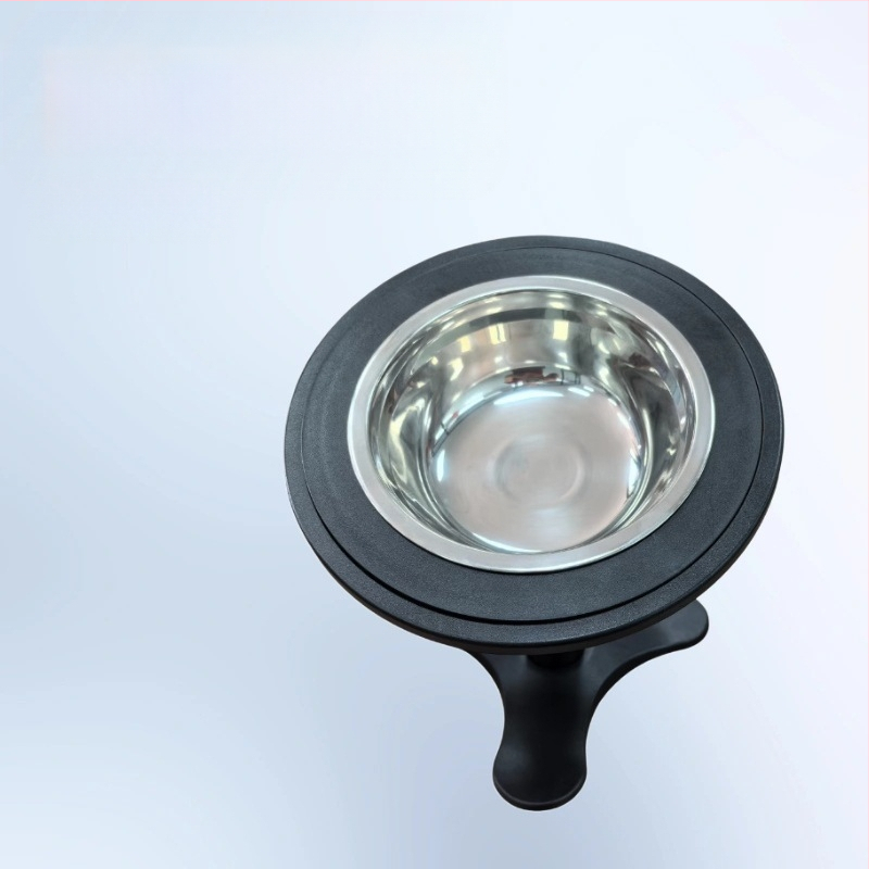 Komplekts ēdienam ar lēnu uzņemšanu suņiem un kaķiem — pret apgāšanos, ietver kausa turētāju, nerūsējošā tērauda kausus, lēnas barošanas plāksnes, trijstūra statīvu