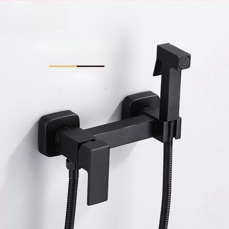 Dušo maišytuvo komplektas, cinko lydinys, sieninis montavimas, kvadratinė forma, modelis SK8357